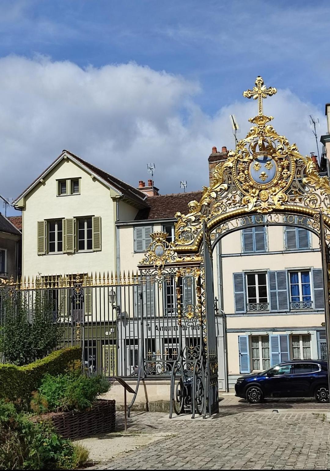Appartement Cosy Tout Confort Troyes Exterior photo